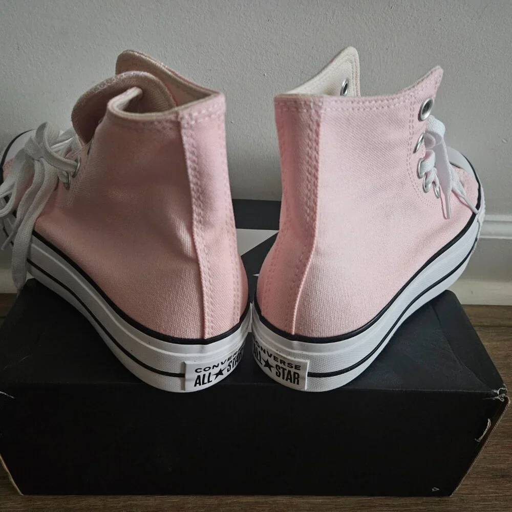 NEW Converse Womens - Picture 4 of 5